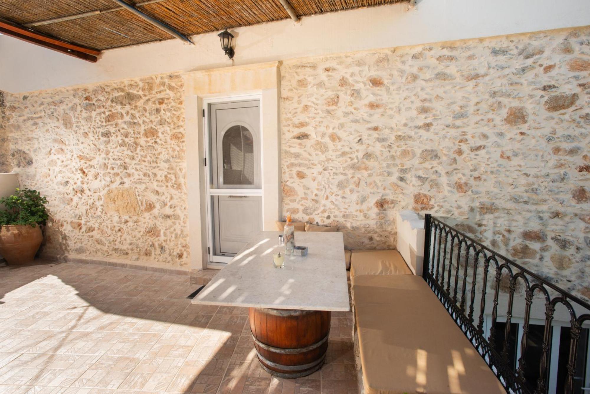 Eirini'S Traditional House Lístaros Esterno foto
