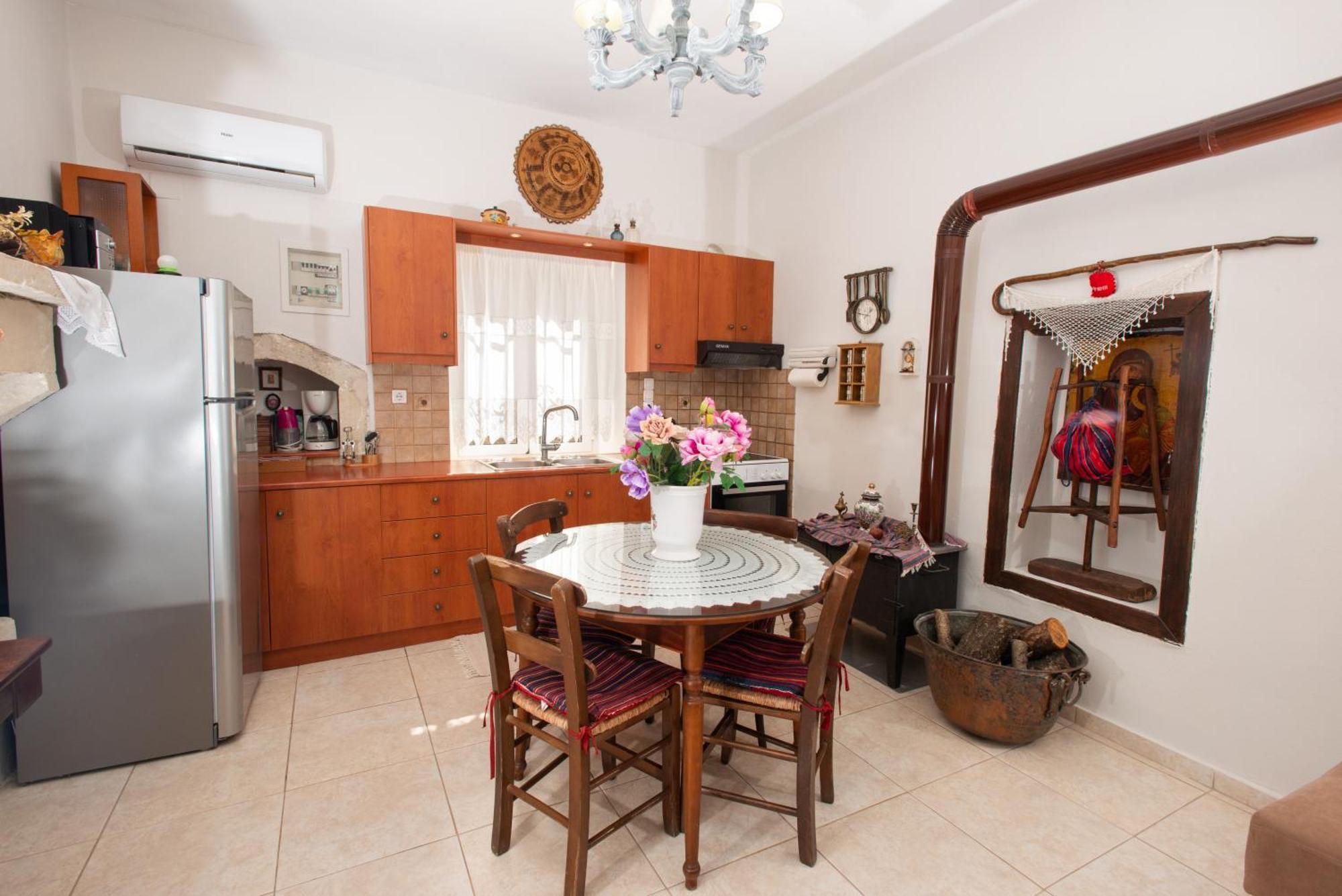 Eirini'S Traditional House Lístaros Esterno foto